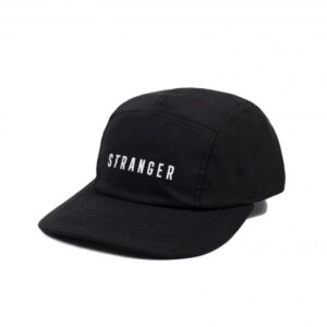 BONÉ FIVEPANEL STRANGER PRETO