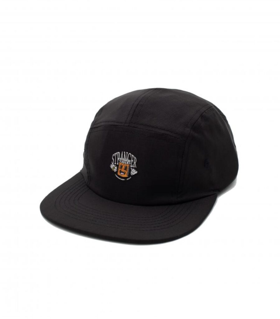 BONÉ FIVEPANEL REMEDY STRANGER PRETO